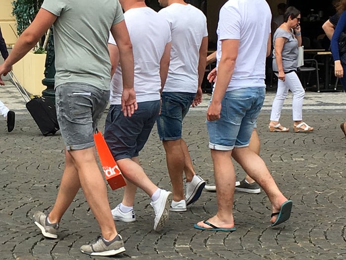 Bermuda shorts manufacturer (1)